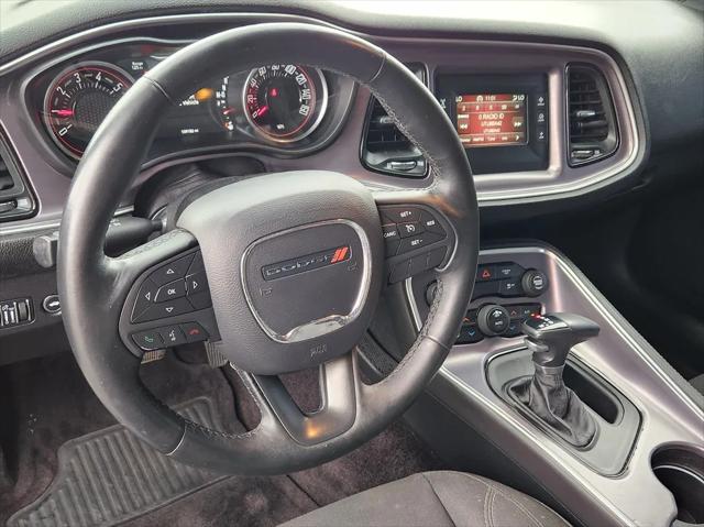2017 Dodge Challenger SXT