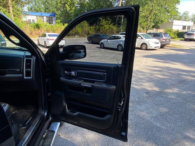 2017 Ram 1500 Limited Crew Cab 4x4 5'7" Box