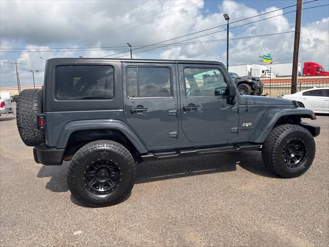 2016 Jeep Wrangler Unlimited Sahara