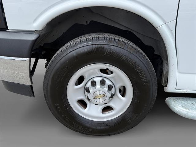 2024 Chevrolet Express Cargo Van RWD 2500 Regular Wheelbase WT