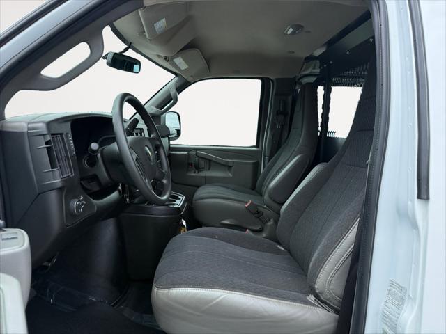 2024 Chevrolet Express Cargo Van RWD 2500 Regular Wheelbase WT