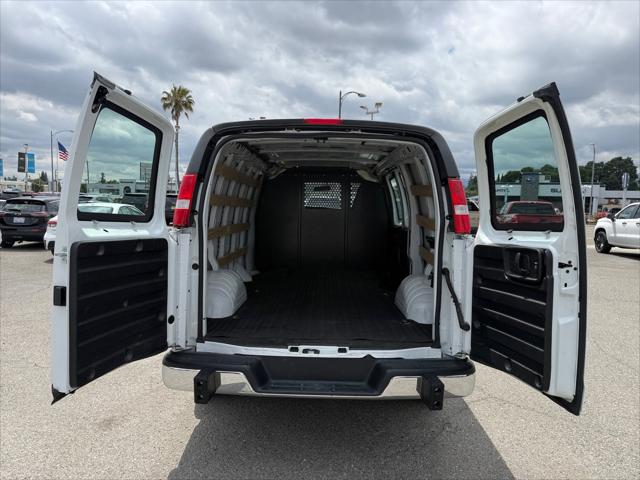 2024 Chevrolet Express Cargo Van RWD 2500 Regular Wheelbase WT