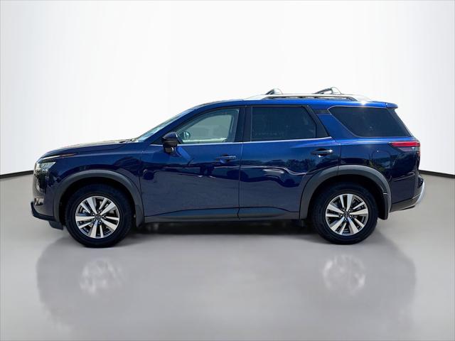 2022 Nissan Pathfinder SL 4WD