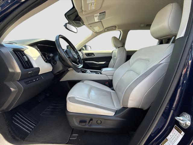 2022 Nissan Pathfinder SL 4WD