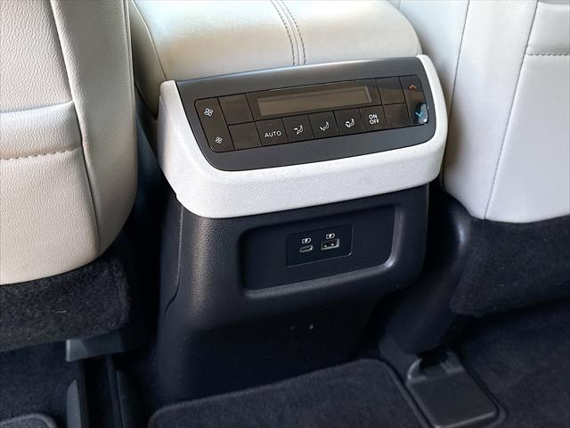 2022 Nissan Pathfinder SL 4WD