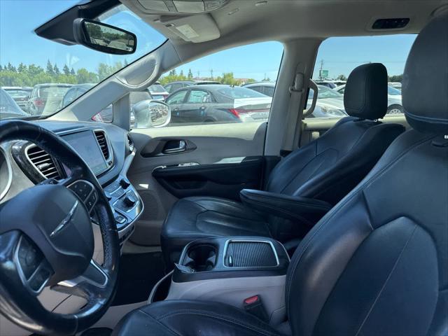 2021 Chrysler Pacifica Touring L
