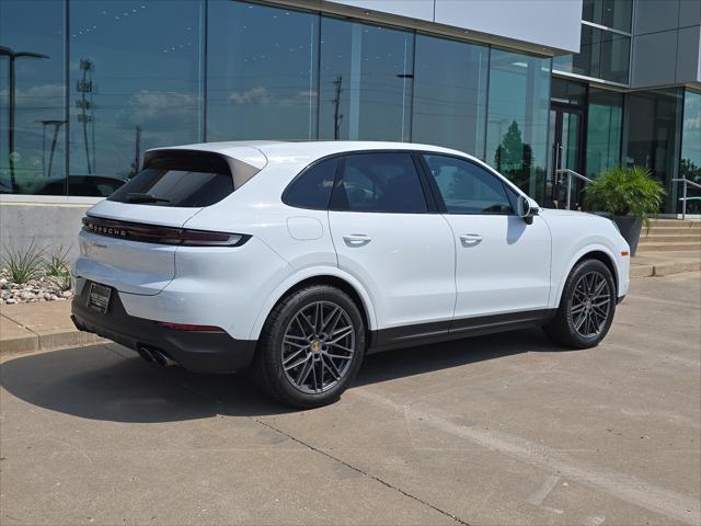 2024 Porsche Cayenne AWD