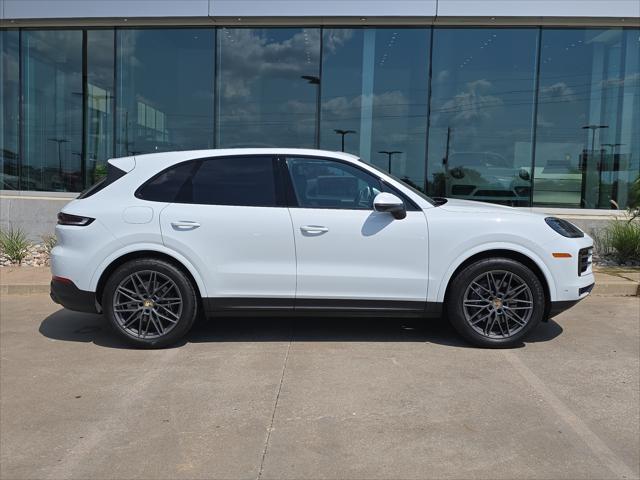 2024 Porsche Cayenne AWD