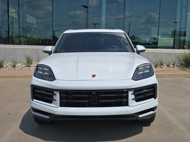 2024 Porsche Cayenne AWD