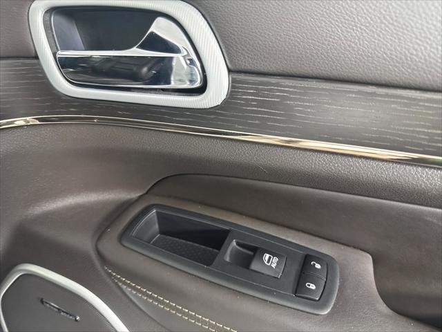 2018 Jeep Grand Cherokee Summit 4x2