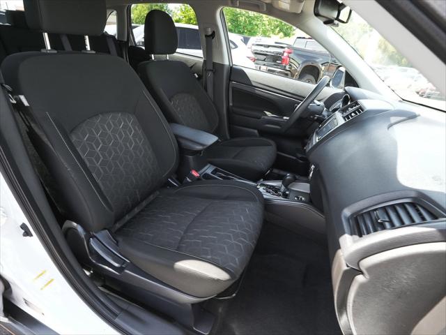 2024 Mitsubishi Outlander Sport SE