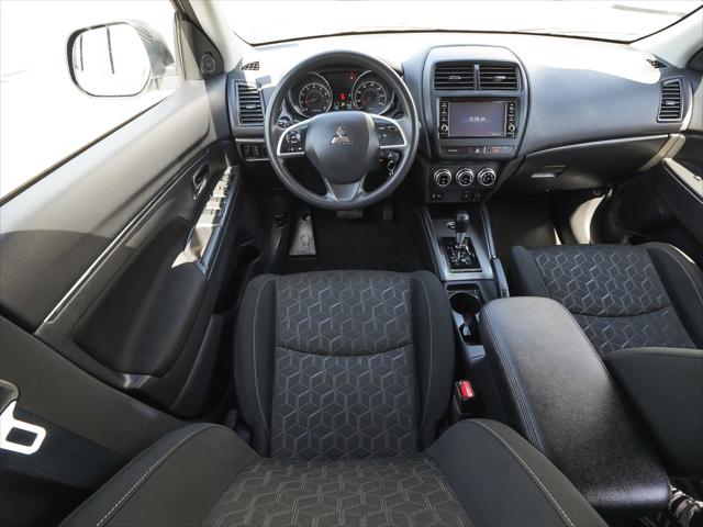 2024 Mitsubishi Outlander Sport SE