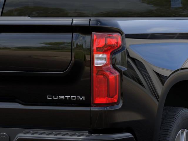 2026 Chevrolet Silverado 1500 2WD Crew Cab Short Bed Custom