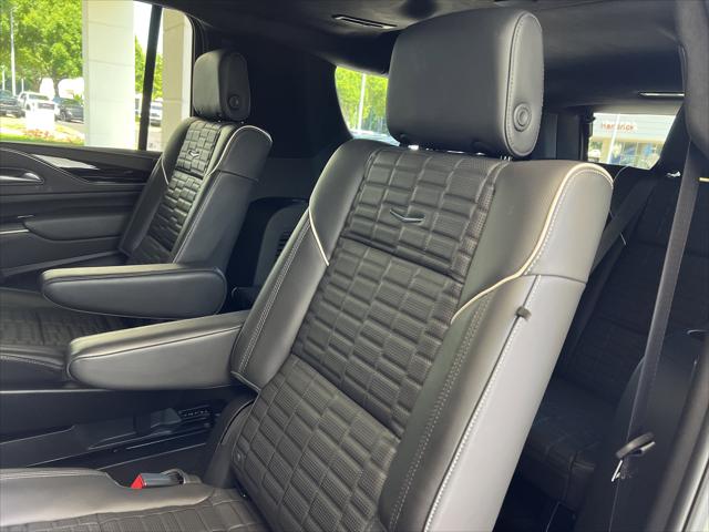 2024 Cadillac Escalade ESV 4WD V-Series