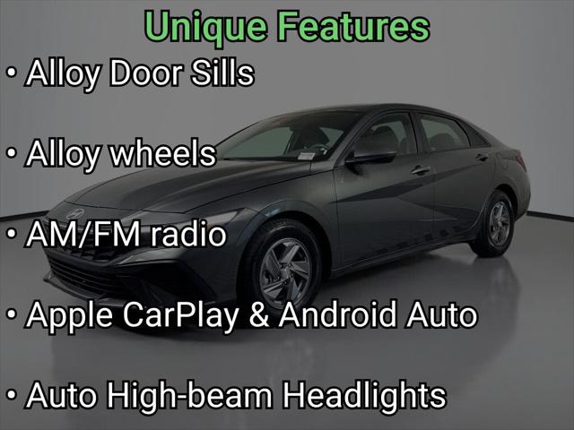 2025 Hyundai Elantra SE
