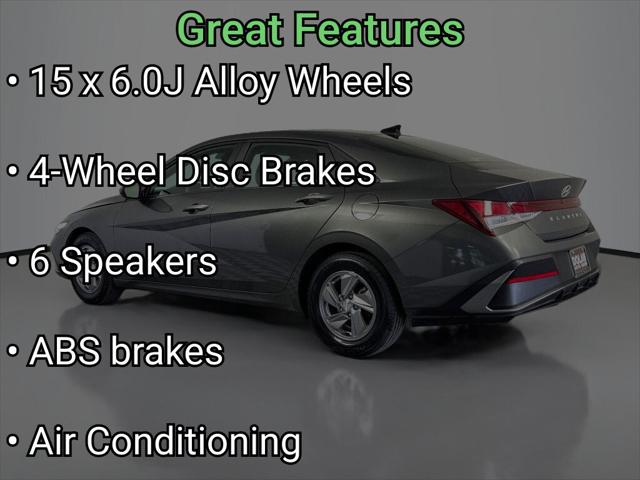 2025 Hyundai Elantra SE