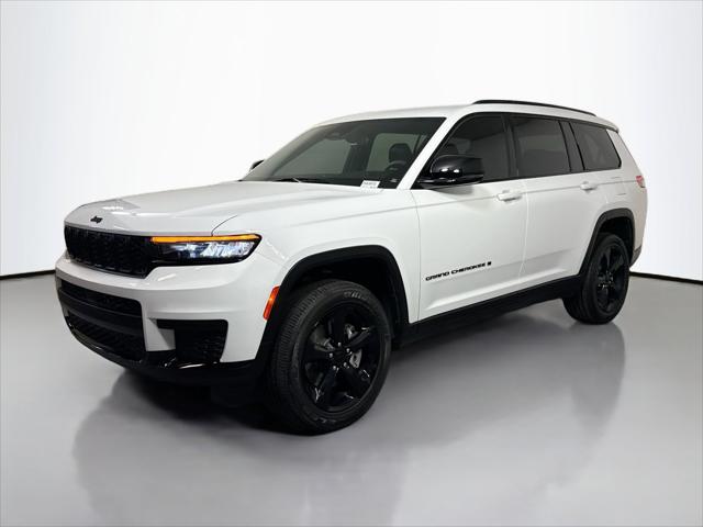 2023 Jeep Grand Cherokee L Altitude 4x4