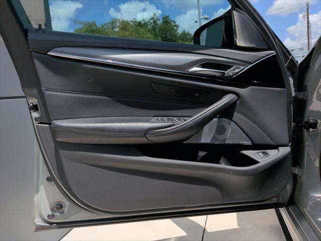 2022 BMW M5 Sedan