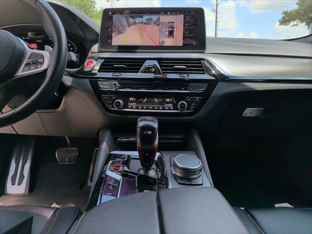 2022 BMW M5 Sedan