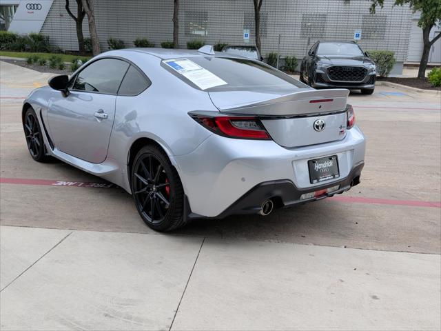 2025 Toyota GR86 Premium