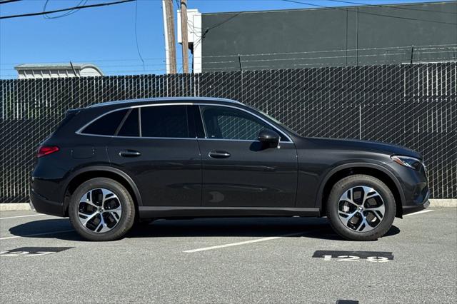 2026 Mercedes-Benz GLC 350e 4MATIC