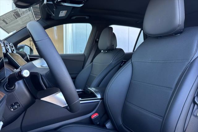 2026 Mercedes-Benz GLC 350e 4MATIC