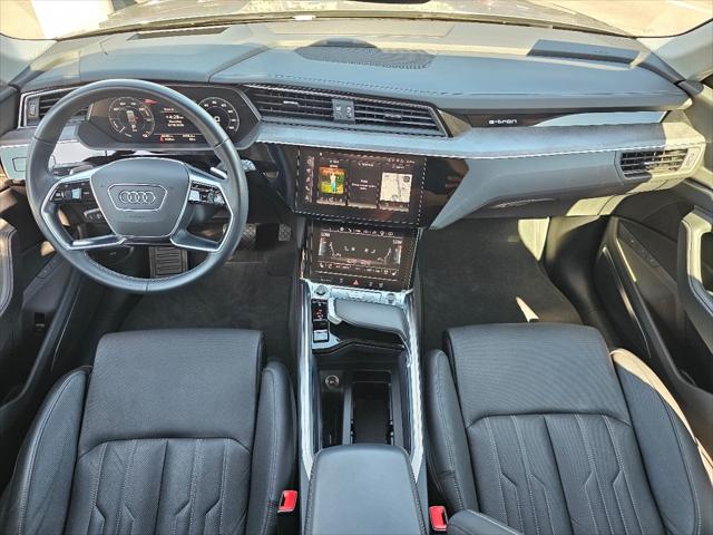 2024 Audi e-tron Prestige quattro