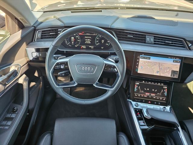 2024 Audi e-tron Prestige quattro