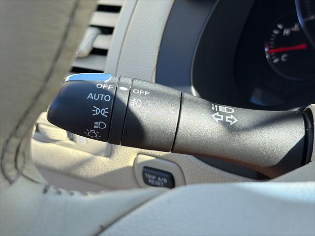 2011 INFINITI FX35 Base