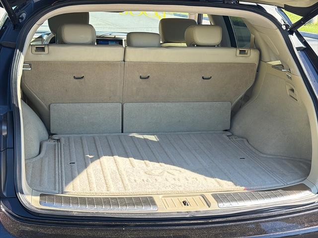 2011 INFINITI FX35 Base