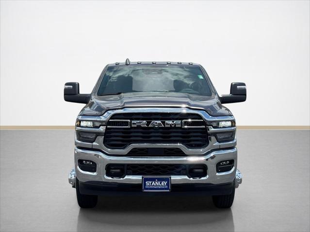 2026 Ram 3500 Tradesman Crew Cab 4x4 8' Box