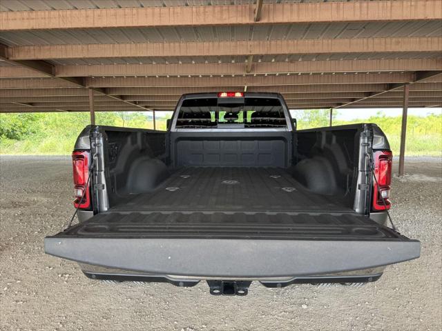 2026 Ram 3500 Tradesman Crew Cab 4x4 8' Box