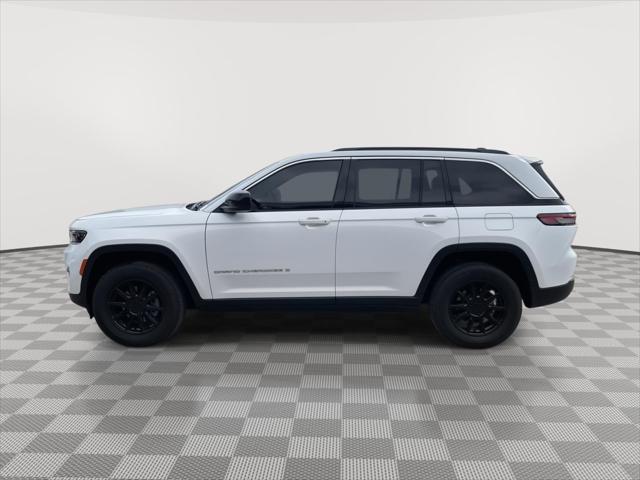 2025 Jeep Grand Cherokee Laredo X 4x4