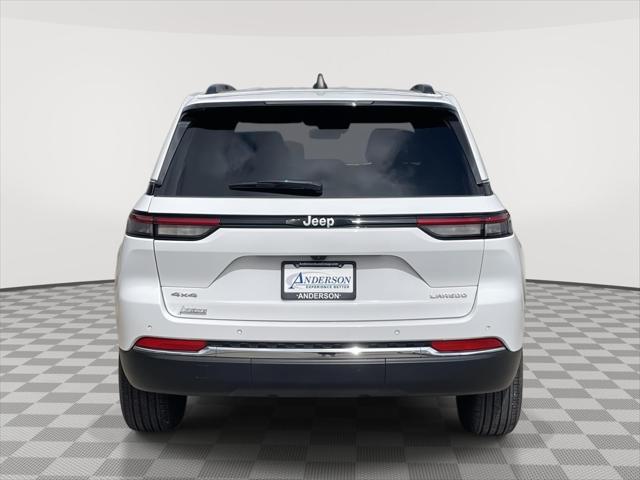 2025 Jeep Grand Cherokee Laredo X 4x4
