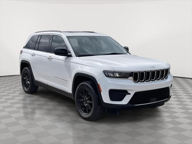 2025 Jeep Grand Cherokee Laredo X 4x4