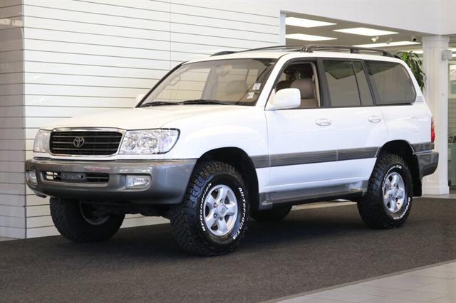 1999 Toyota Land Cruiser Base for sale in Portland, OR