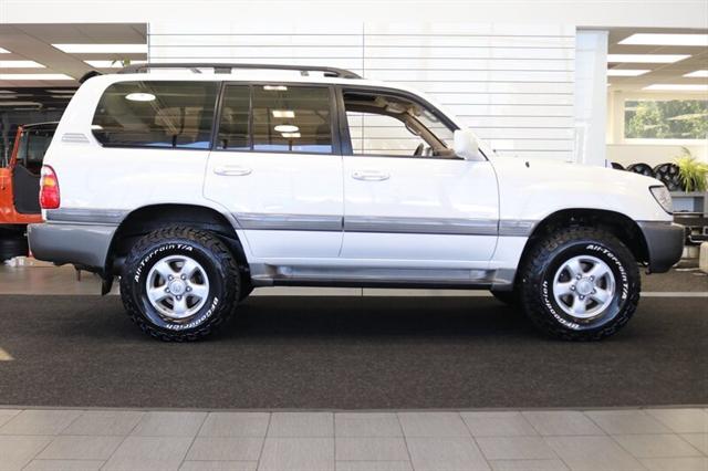 1999 Toyota Land Cruiser Base