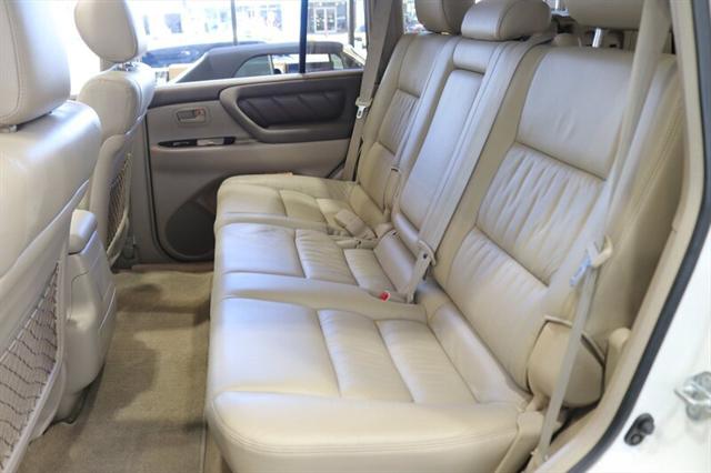 1999 Toyota Land Cruiser Base