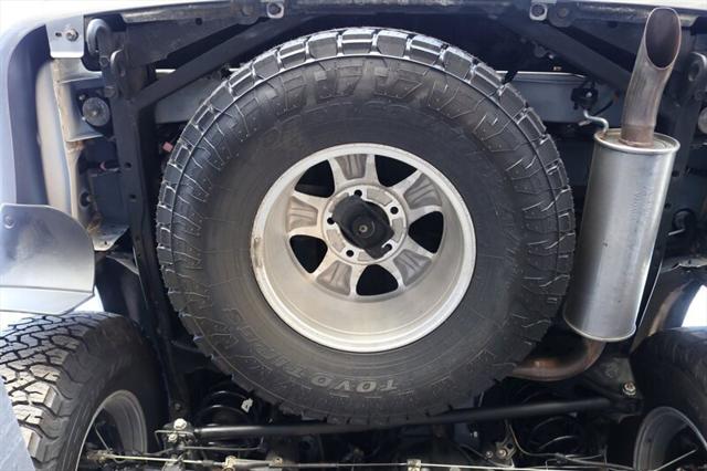 1999 Toyota Land Cruiser Base