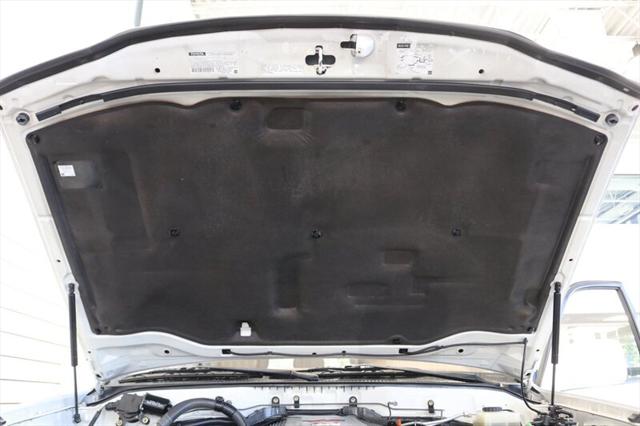 1999 Toyota Land Cruiser Base
