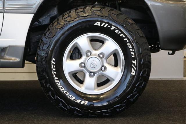 1999 Toyota Land Cruiser Base