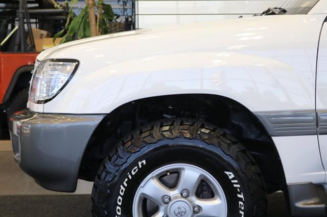 1999 Toyota Land Cruiser Base