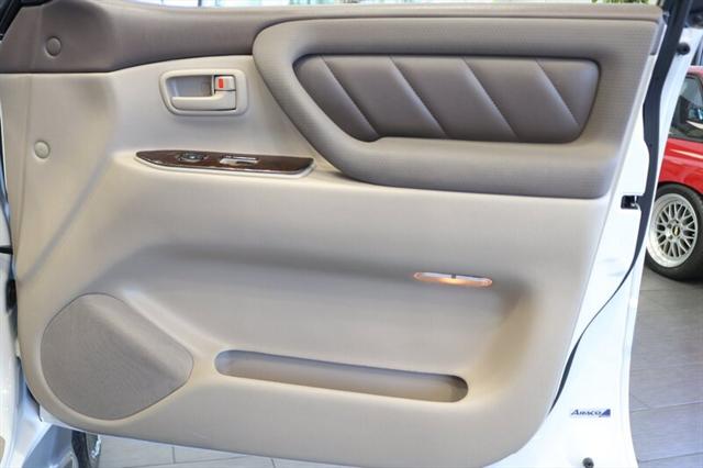 1999 Toyota Land Cruiser Base