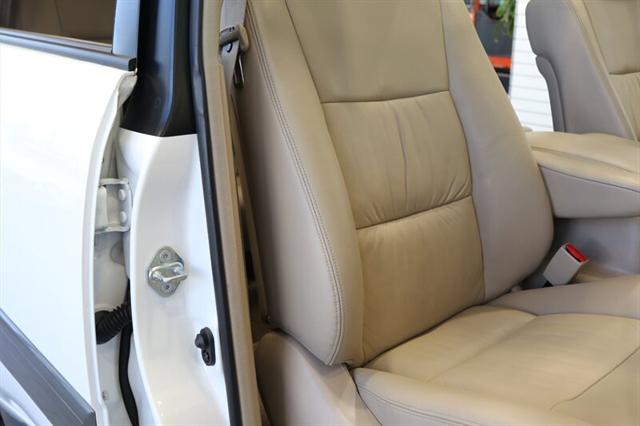 1999 Toyota Land Cruiser Base