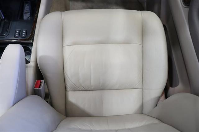 1999 Toyota Land Cruiser Base