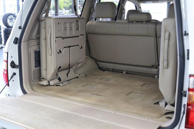 1999 Toyota Land Cruiser Base