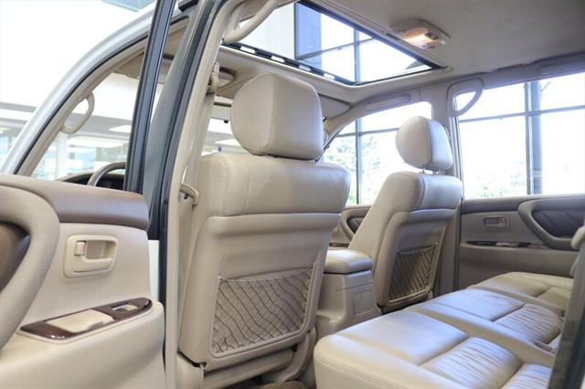 1999 Toyota Land Cruiser Base