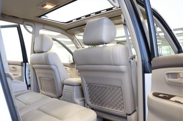 1999 Toyota Land Cruiser Base