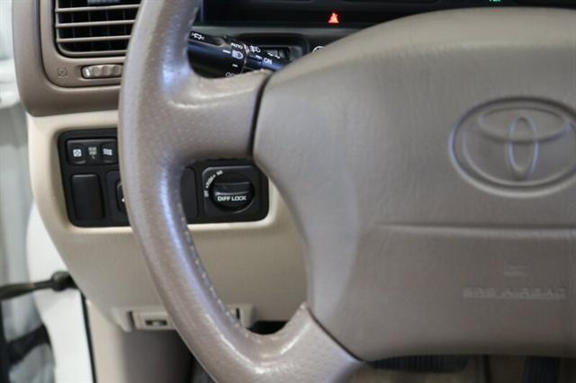 1999 Toyota Land Cruiser Base