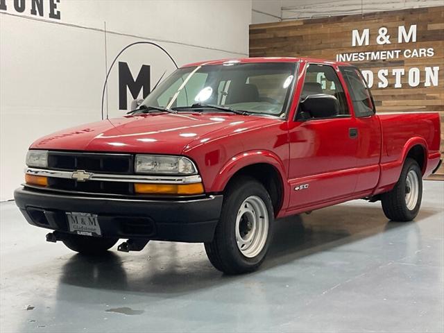 2002 Chevrolet S-10 LS 5-SPEED MANUAL / 4Cyl / ZERO RUST for sale in Gladstone, OR